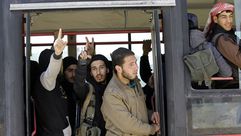 اجلاء مقاتلين من الغوطة- جيتي