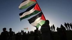 فلسطين.. أعلام  (الأناضول)