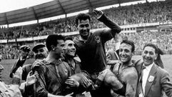 100-223034-fifa-world-cup-just-fontaine_700x400