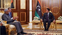 رئيس المجلس الليبي يلتقي باتيلي  (الأناضول)