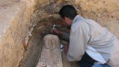 مومياء اكتشاق مقبرة  بقايا مصر فرعون