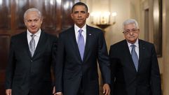 أوباما يتووسط عباس ونتنياهو (أرشيفية) - ا ف ب