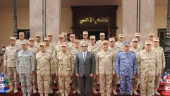 السيسي مع قيادات الجيش المصري ـ فيسبوك