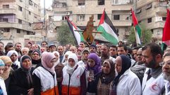 اعتصام بمخيم اليرموك يطالب بإدخال المساعدات - 03- اعتصام بمخيم اليرموك يطالب بإدخال المساعدات - الان