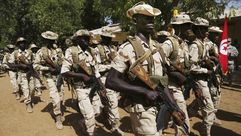 جيش النيجر يقول إن جنوده صادروا مخدرات وأسلحة في الجبال الشمالية