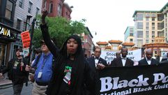 مسيرة في بالتيمور تندد بالعنف ضد السود - 07- مسيرة في بالتيمور تندد بالعنف ضد السود - الاناضول