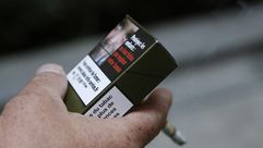 اقر النواب الفرنسيون تدبيرا لفرض علبة السجائر الموحدة في البلاد اعتبارا من ايار/مايو 2016، في خطوة ي
