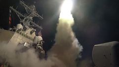 بارجة أمريكية خلال تنفيذ ضربات سابقة على سوريا- البحرية الأمريكية