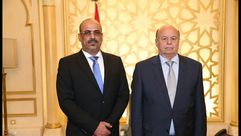 هادي و وزير الداخلية اليمني أحمد الميسري