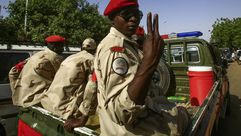 جنود سودانيون في محيط الاعتصام بالخرطوم- جيتي
