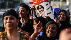 عجائز مصر يسلمون مصر للمشير السيسي - انتخابات مصر (10)