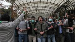طلاب إيرانيون يتظاهرون في جامعة طهران (أرشيفية) ـ ا ف ب