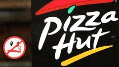 قامت امرأة اميركية بطلبية بيتزا عبر الانترنت لكنها ارفقتها بطلب خاص راجية المطعم ان يتصل بالشرطة لان