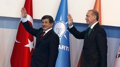 الرئيس التركي رجب طيب أردوغان ورئيس الوزراء التركي أحمد داود أوغلو ـ أرشيفية