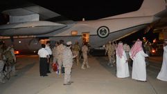 مغادرة السفير السعودي سقطرى اليمن