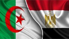 الجزائر ومصر أعلام