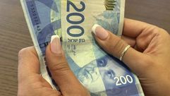 العملة التي استهدفها ساعر من فئة 200 شيكل- إنستغرام