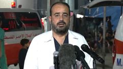مدير مجمع الشفاء الطبي الدكتور محمد أبو سلمية - الأناضول