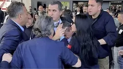 مهاجمة أوزغور أوزيل- صحيفة صباح التركية