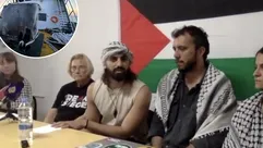 جانب من المؤتمر الصحفي للمشاركين في الأسطول- البث الحي للمؤتمر