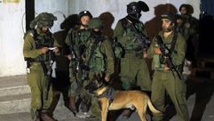 إسرائيل تشن حملة مداهامت واعتقالات لبيوت قادة حماس في الضفة - أ ف ب