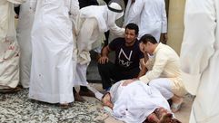 تفجير مسجد للشيعة بالكويت 26/6/2015 -  ا ف ب