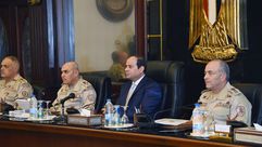 السيسي يلتقي أعضاء في المجلس العسكري - أ ف ب