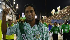 صورة ملتقطة في 21 شباط/فبراير 2017 لنجم كرة القدم البرازيلي السابق رونالدينيو خلال مهرجان ريو