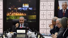 الحكومة الفلسطينية  اشتية  وزراء- وفا