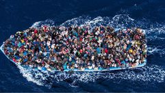 قارب مهاجرين - تويتر