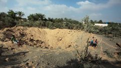 جيش الاحتلال يقصف أرض زراعية وسط غزة - جيش الاحتلال يقصف أرض زراعية وسط غزة (3)