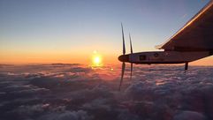 صورة نشرها فريق سولار امبالس للطائرة خلال رحلتها بين اليابان وهاواي في 29 تموز/يوليو 2015