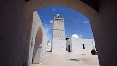 الحكومة التونسية تقرر إغلاق مساجد بعيد هجوم سوسة ـ أ ف ب