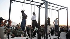 إيران تنفذ أحكاما بالإعدام