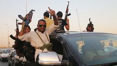 مسلحون من مليشيا مقتدى الصدر في البصرة العراق