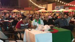 فلسطينيون في غزة يتابعون مباراة المنتخب الجزائري تويتر