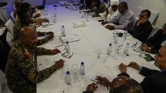 جلسة مفاوضات بين الجلس العسكري وقوى التغيير في السودان - الانضاول