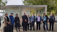 وفد من صحفيين عرب خلال زيارة سابقة لمتحف الهولوكوست الإسرائيلي- خارجية الاحتلال عبر تويتر