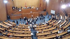 فوضى  البرلمان  تونس  عبير موسى- عربي21