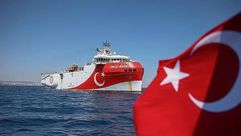 سفينة "أوروتش رئيس" التركية للأبحاث  الانضاول