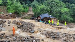 فيضانات وانزلاقات للتربة في كوريا الجنوبية.. متداولة على تويتر
