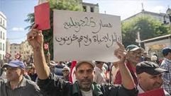 مسار 25 تموز في تونس.. الأزمة السياسية تزداد تعقيدا في تونس  (الأناضول)