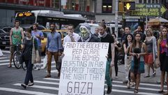 أمريكيون يتظاهرون تنديداً بتغطية إعلامهم المنحاز لإسرائيل