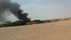 صورة لمركبة تابعة للتنظيم بعد قصفها بطائرة أمريكية- عربي21