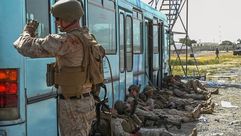 جنود أمريكيون خلال عمليات الإجلاء في مطار كابول- جيتي