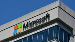 شعار "مايكروسوفت" على مبنى في تشيفي تشايس بولاية ماريلاند في 19 أيار/مايو 2021