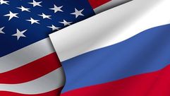 روسيا وأمريكا.. أعلام  (الأناضول)
