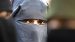 حظر ارتداء النقاب في سويسرا