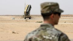جندي أمريكي في موقع لبطارية باتريوت المضادة للصواريخ بالسعودية- جيتي