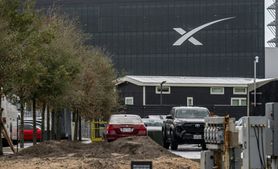 مقر سبايس اكس في براونسفيل بولاية تكساس الأميركية في 28 أيار/مايو 2025